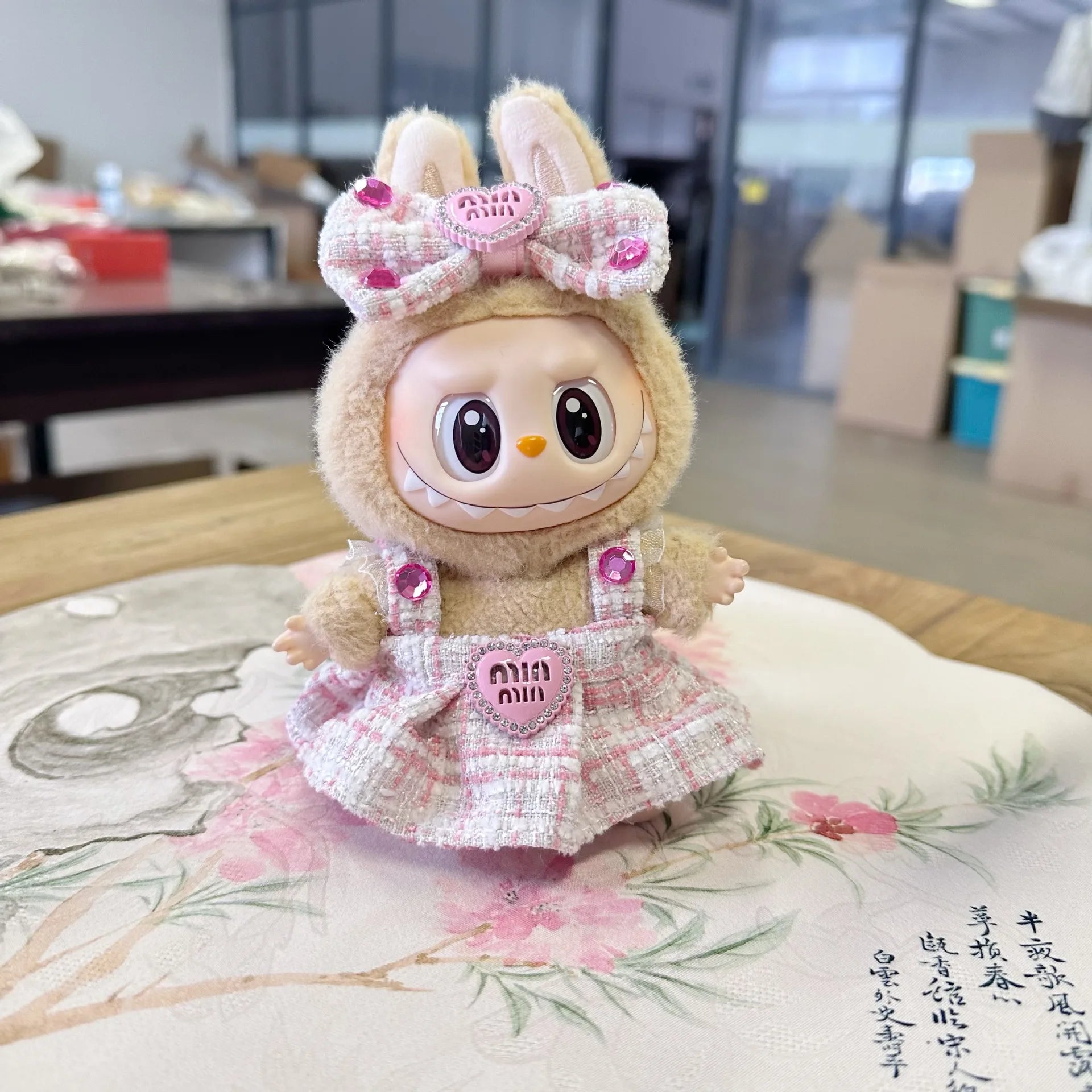 17cm Labubu I II Idol Dolls Cute Mini Plush Doll'S Clothes Korea Kpop Exo Idol Dolls DIY Accessories Pink Skirt Gifts New Style 17cm Labubu I II Idol Dolls Cute Mini Plush Doll'S Clothes Korea Kpop Exo Idol Dolls DIY Accessories Pink Skirt Gifts New Style